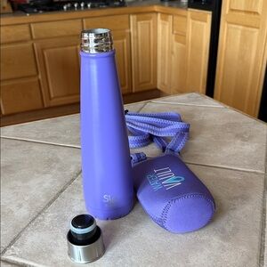 Sip Swell 17oz Water Bottle and Matching Crossbody Carriet